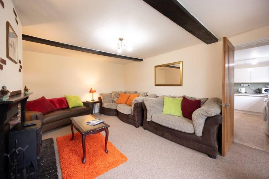 End of terrace and rural, Norah's Cottage is surrounded by countryside and is a great spot for famil