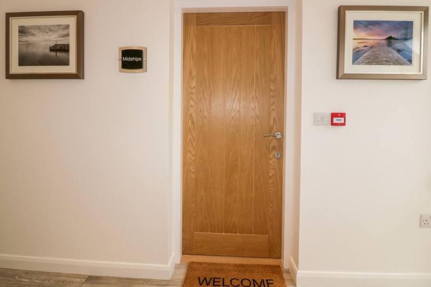 MIDSHIPS, romantic, luxury holiday cottage in Mevagissey