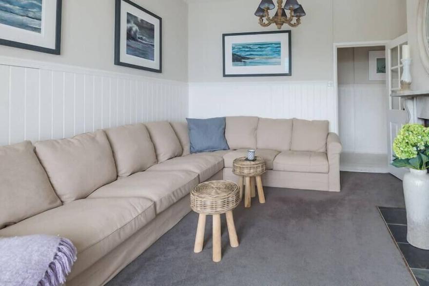 FOLLY 2, family friendly, with a garden in Port Isaac