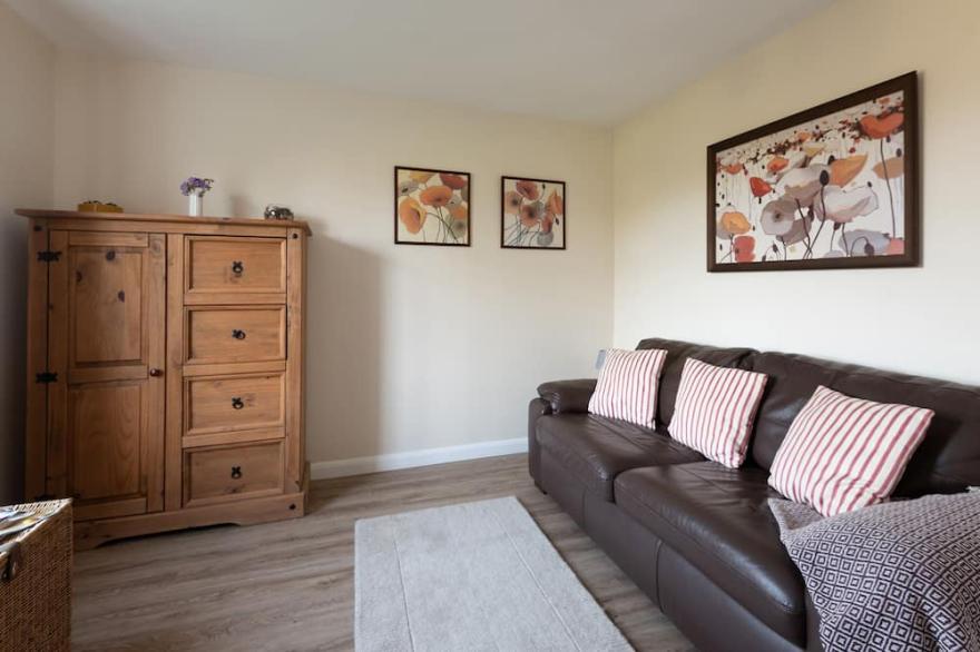 WHITEAWAY, pet friendly, with open fire in Rock