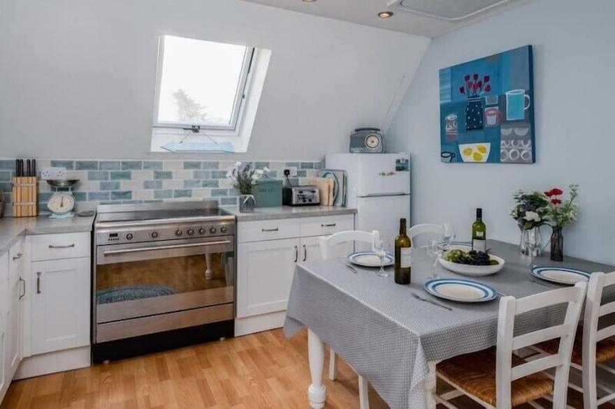 ROCKLINGS, pet friendly, with a garden in Rock