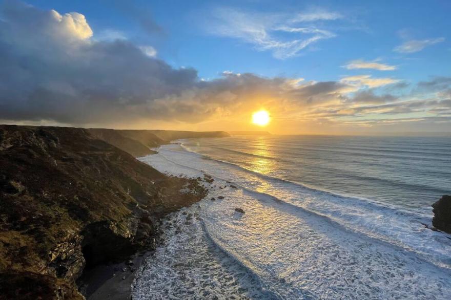 Perfect for a romantic Cornish break and just a mile and a half from the beach.