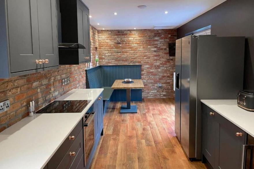 Luxury 3 Bedroom Apartment in the Heart of Yeovil