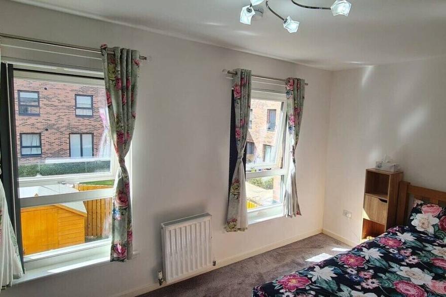 Beautiful 2 Bedroom House in Edinburgh