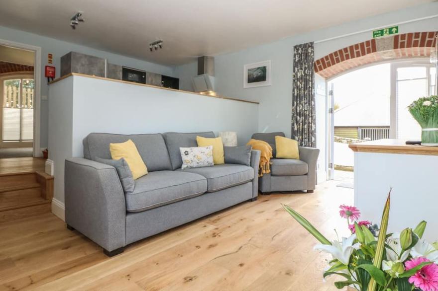 DEXTER, pet friendly, character holiday cottage in Constantine