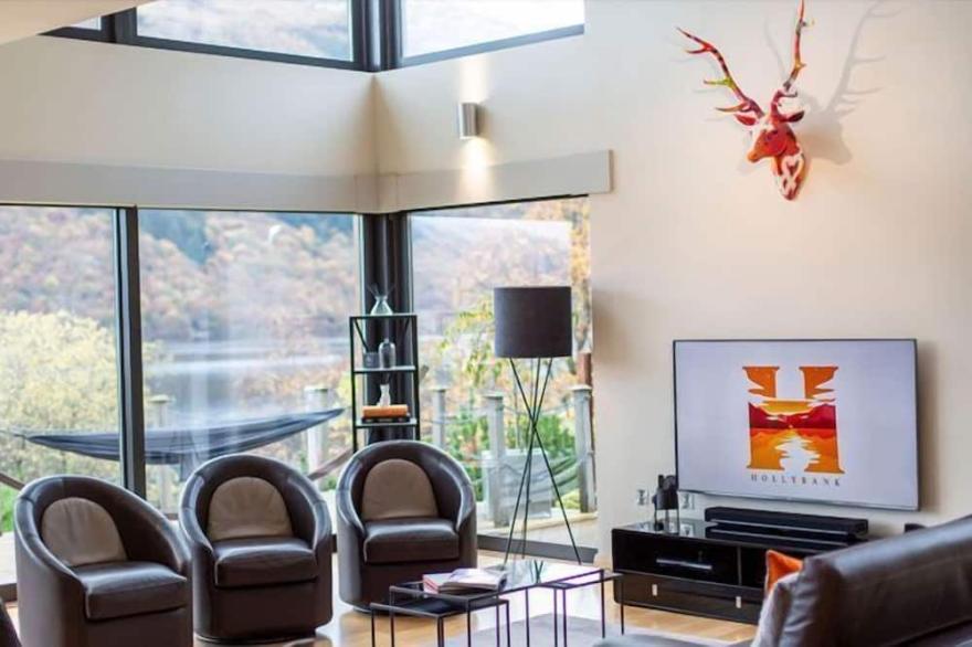Hollybank House Sleeps 10 - sleeps 10 guests  in 5 bedrooms