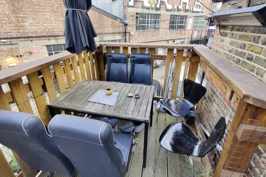 Unique Antique 2BR Flat@hackney Canal and Olympic Stadium