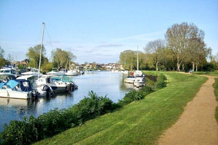Sea Gem - 3 bedroom holiday home near to the beach