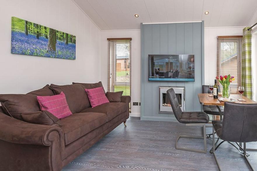 2 bedroom accommodation in Holton Heath