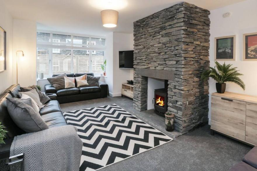 ROSE HOUSE, with open fire in Bowness-On-Windermere