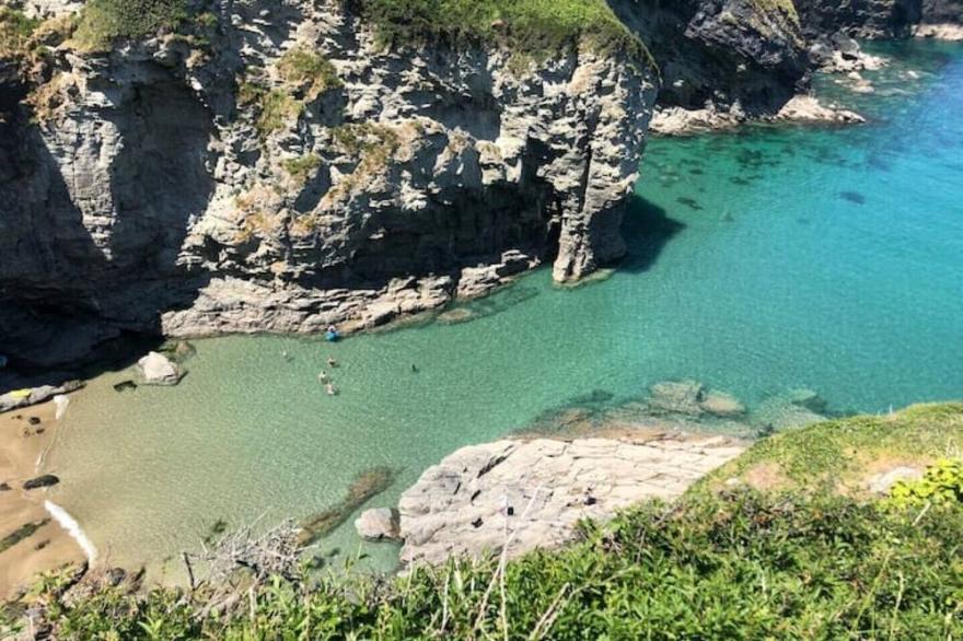 3 bedroom Cornish Lodge in secluded holiday park