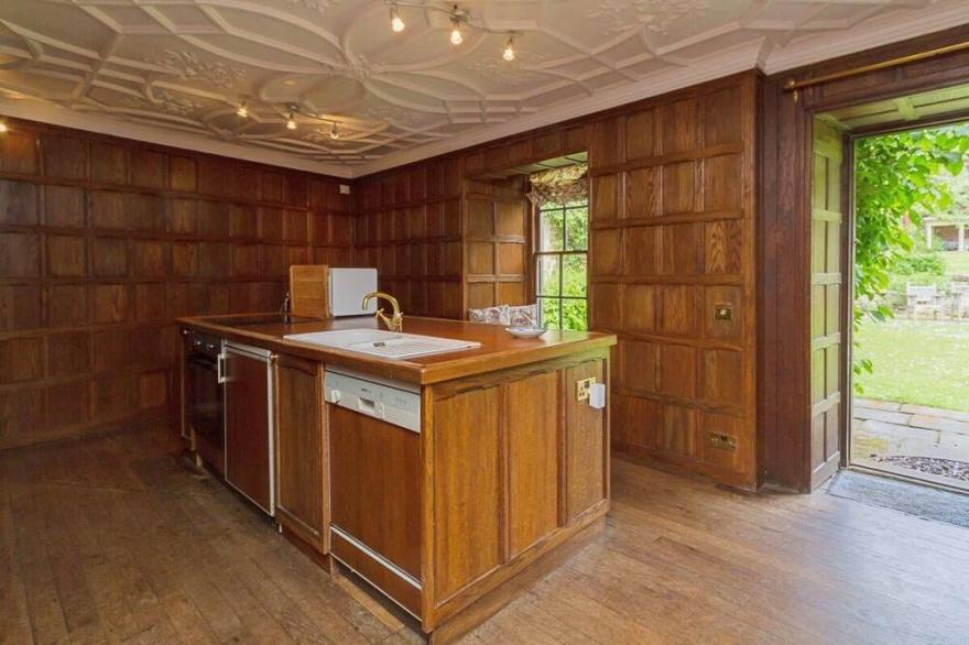 Historic manor house with full size snooker table surrounded by mature gardens.