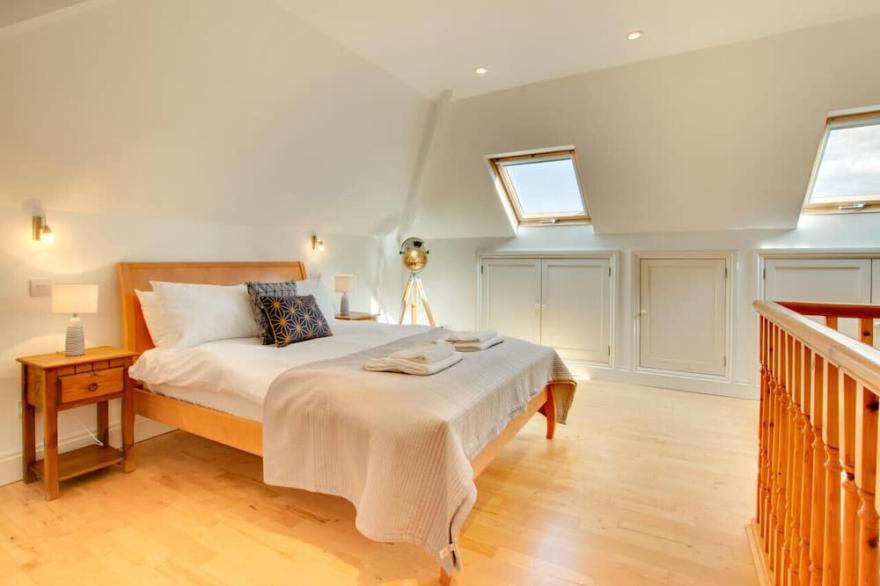 Sandbanks - Three Bedroom House, Sleeps 6