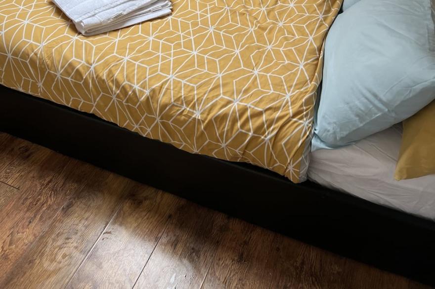 Glamorous fantastic Double  room  with private toilet