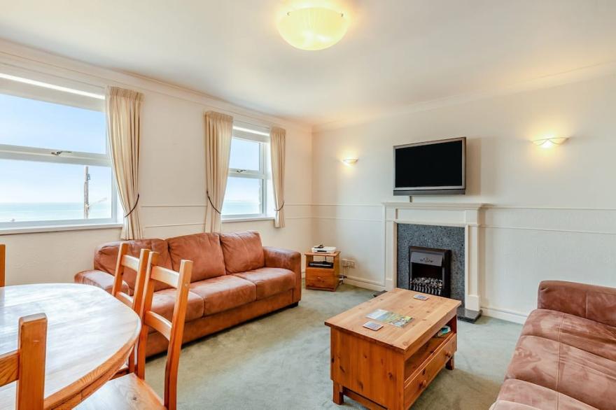 3 bedroom accommodation in Porthleven
