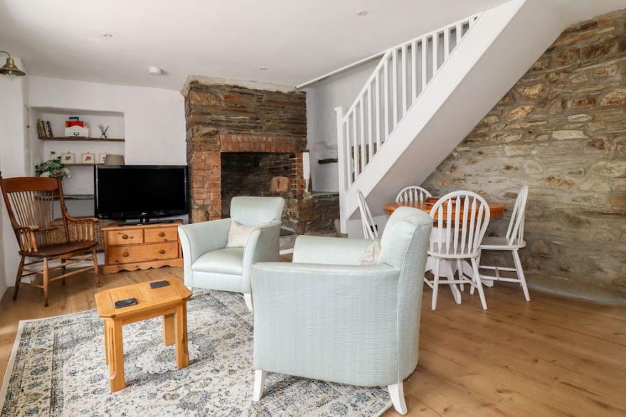 KERSLAKE COTTAGE, family friendly in St Tudy