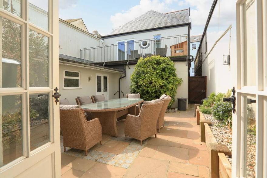 SEAGULLS, family friendly, with a garden in Salcombe