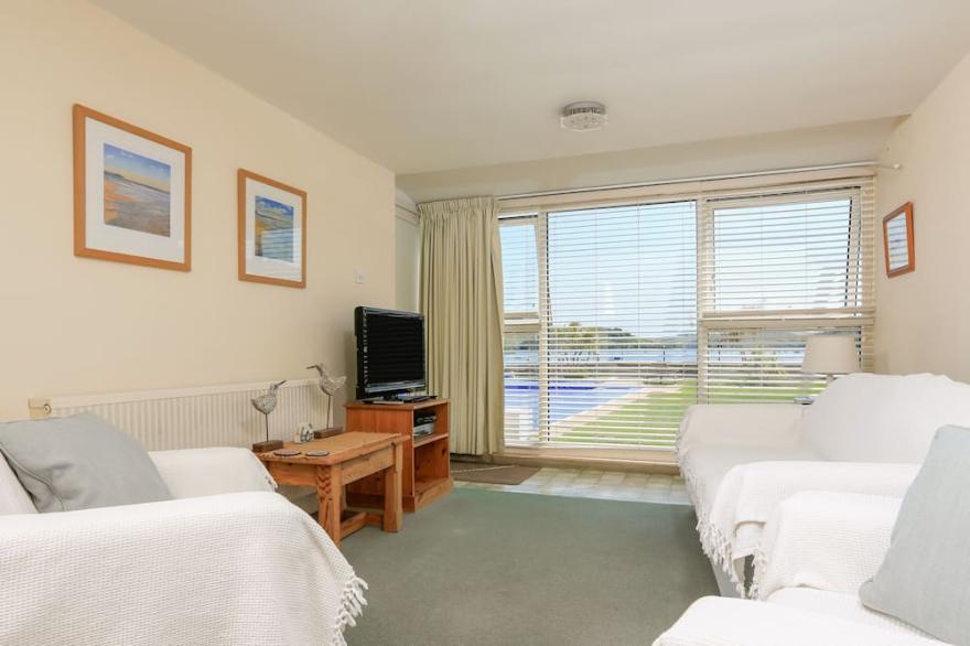 3 THE SALCOMBE, with pool in Salcombe