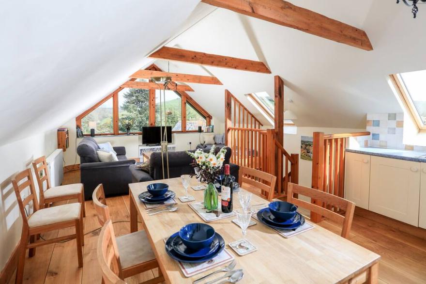 HOPE COTTAGE, LOWER IDSTON, family friendly in Loddiswell