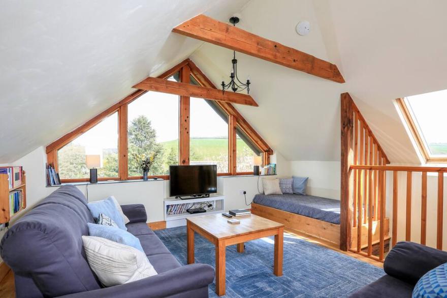 HOPE COTTAGE, LOWER IDSTON, family friendly in Loddiswell
