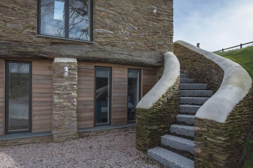 THE BOTHY, family friendly, luxury holiday cottage in Slapton