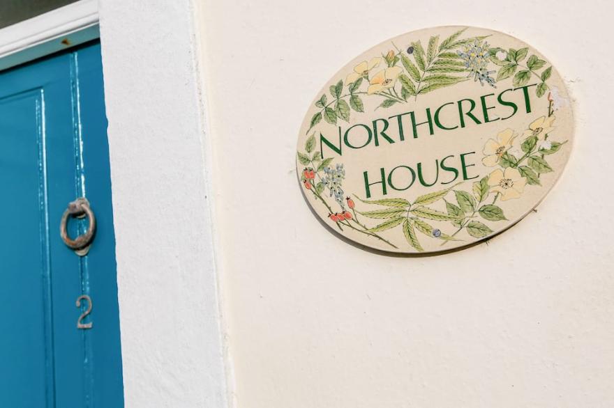 2 NORTH CREST HOUSE, family friendly, with a garden in Salcombe