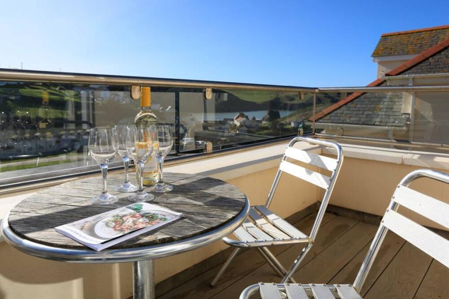 6 CHICHESTER COURT, family friendly, with a garden in Hope Cove