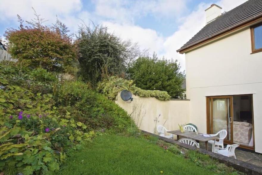 AMBERLEY, family friendly, with a garden in Dartmouth