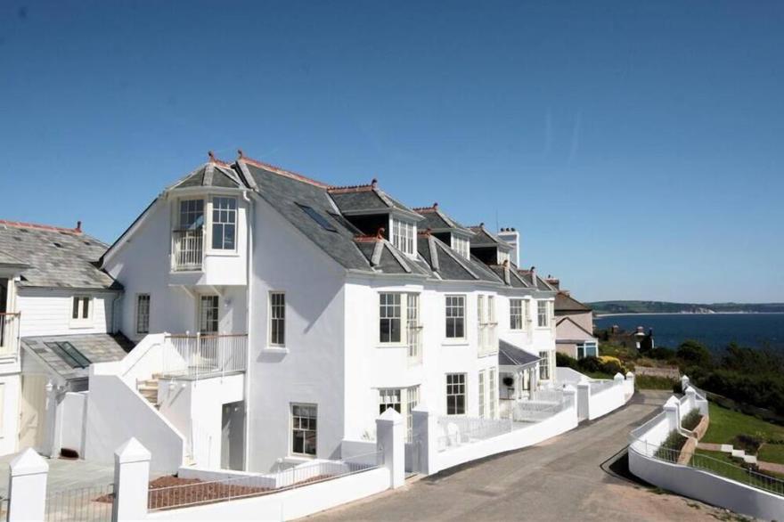 5 PROSPECT HOUSE, family friendly, with pool in Hallsands