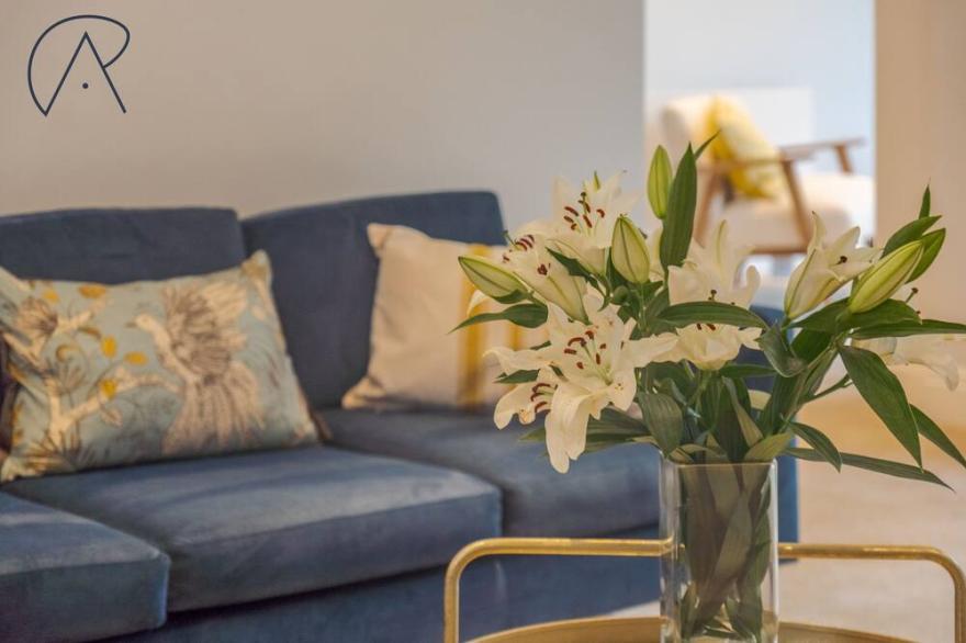 4Bed in Prestigious Road in SW15