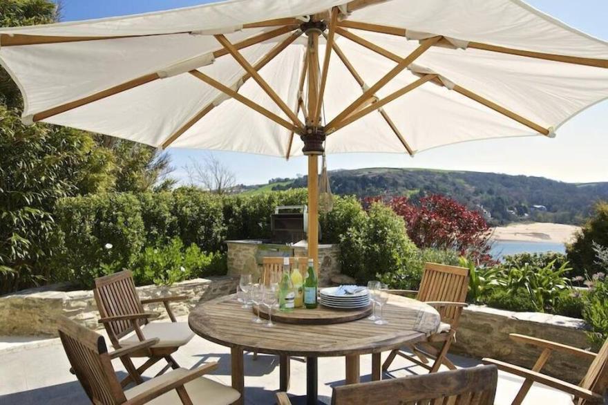WOODWELL, family friendly, luxury holiday cottage in Salcombe