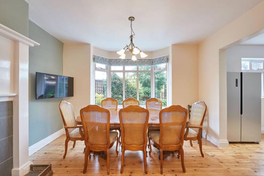 Host & Stay | Puffin House