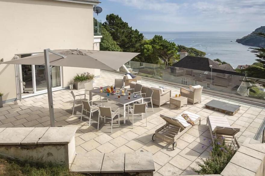 THE SANDS, pet friendly, luxury holiday cottage in Salcombe
