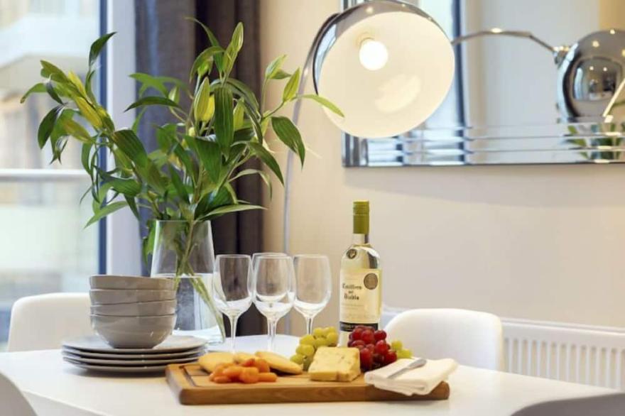Apartment Canary Gateway, Canary Wharf in Canary Wharf - 4 persons, 2 bedrooms