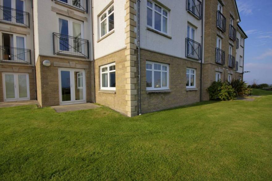 No.2 The Links is a gorgeous ground floor apartment located at the heart of the rural village, Brora