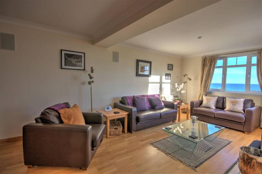 No. 10 The Links  - sleeps 4 guests  in 2 bedrooms