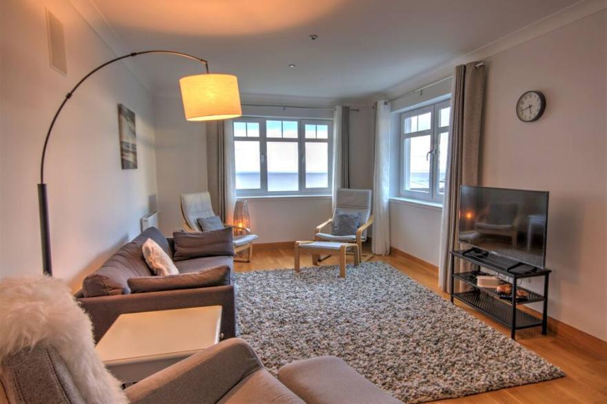 No. 18 The Links  is a second floor apartment located by the famous James Braid Golf course in Brora
