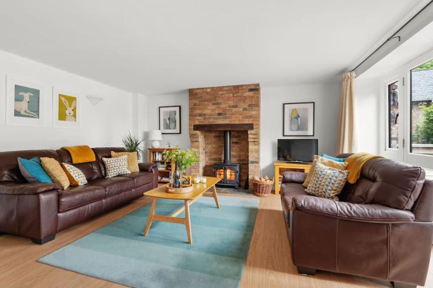 Holiday Cottage & Pool in beautiful South Devon