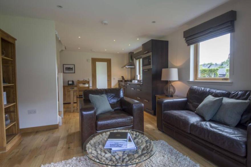 5 Maxwells  - sleeps 2 guests  in 1 bedroom