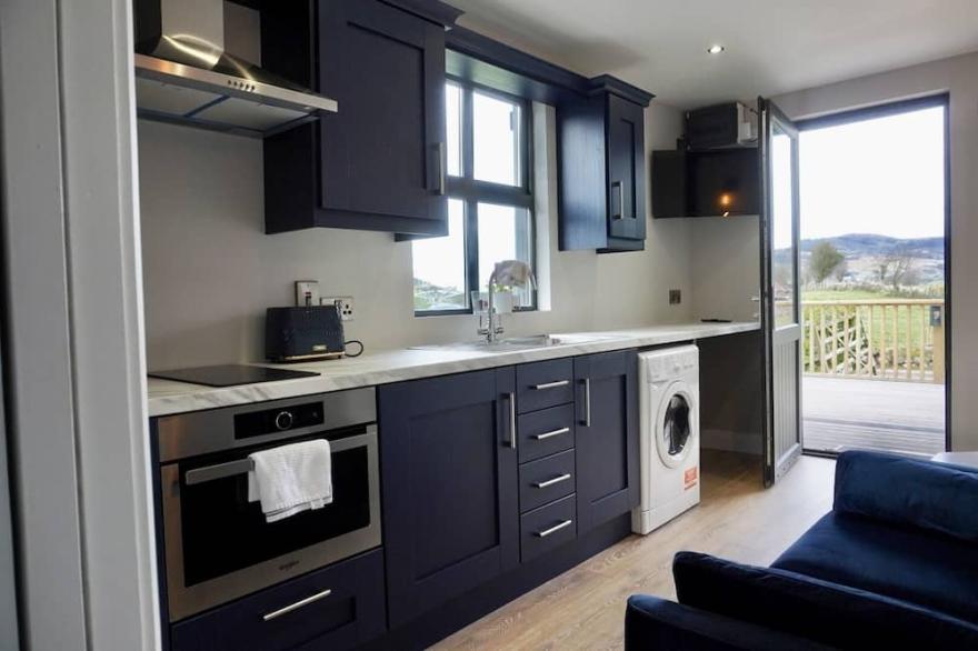 Deluxe Holiday Cabin