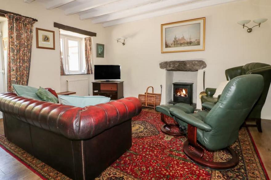 LITTLE TRESPETTIGUE, pet friendly, with open fire in Altarnun