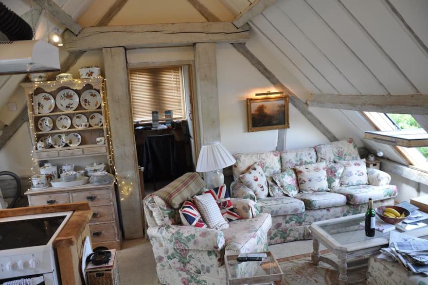 The Old Barn, Organic Residence, Secret Garden