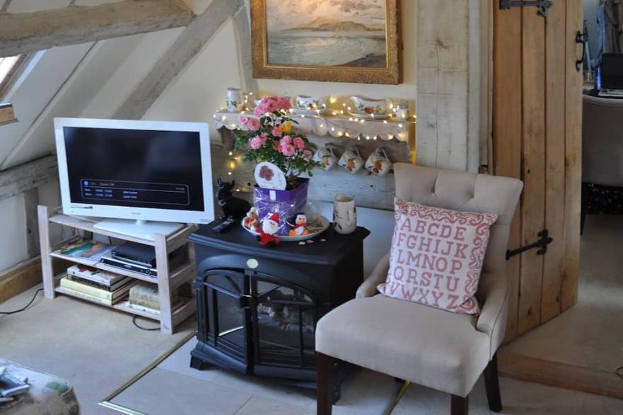 The Old Barn, Organic Residence, Secret Garden