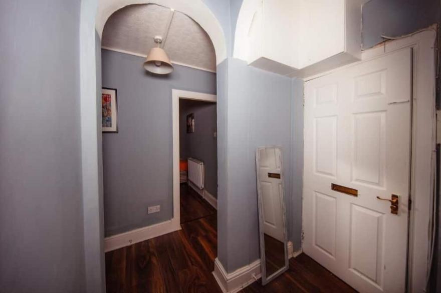 2 Bedroom City  Centre Apartment