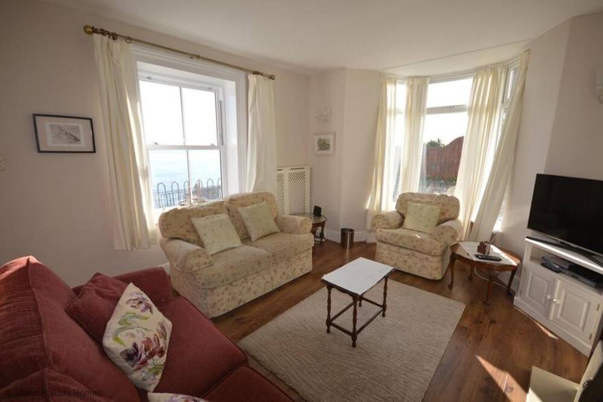 Trelawney -  a cottage that sleeps 6 guests  in 2 bedrooms
