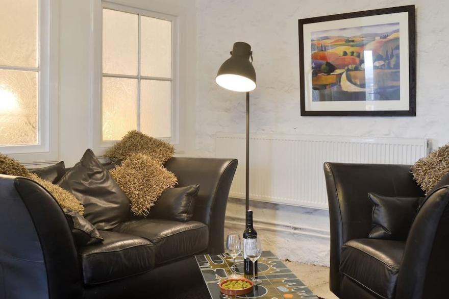 1 bedroom accommodation in Near Neilston