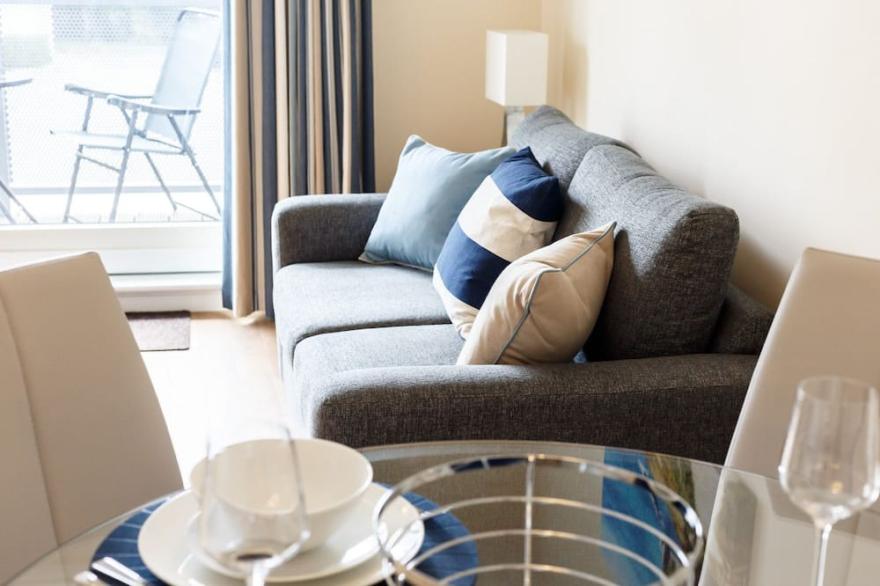 Coxswain's Cabin -  an apartment that sleeps 2 guests  in 1 bedroom