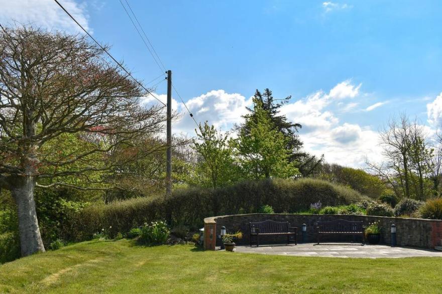 1 bedroom accommodation in Abbotsham, near Bideford