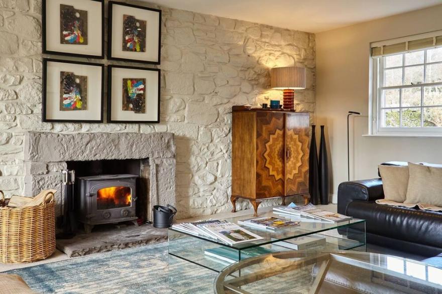4 bedroom accommodation in Ochtertyre, near Crieff