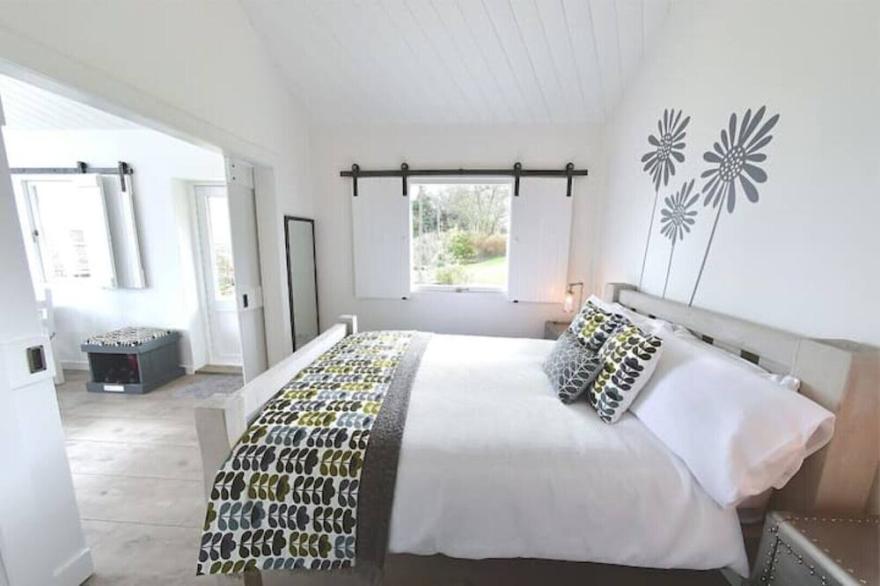 Daisy Lodge & Hot Tub, reduced nightly price!